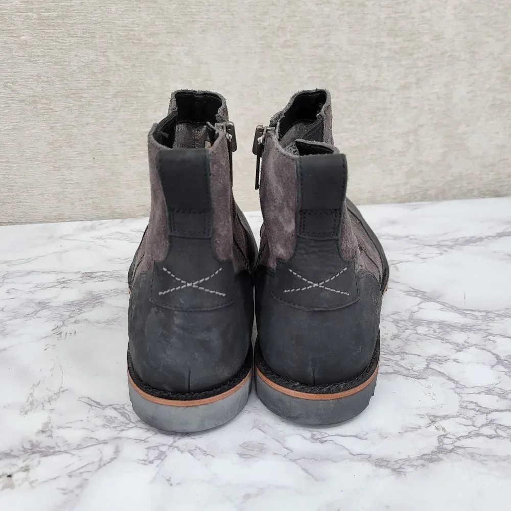 Timberland Men's Size 9.5 Kendrick Chelsea Boots Black Leather Gray Suede